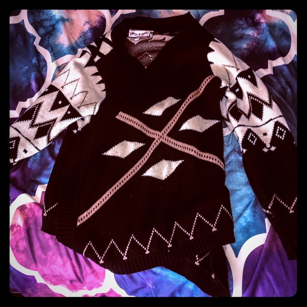 SWEATER